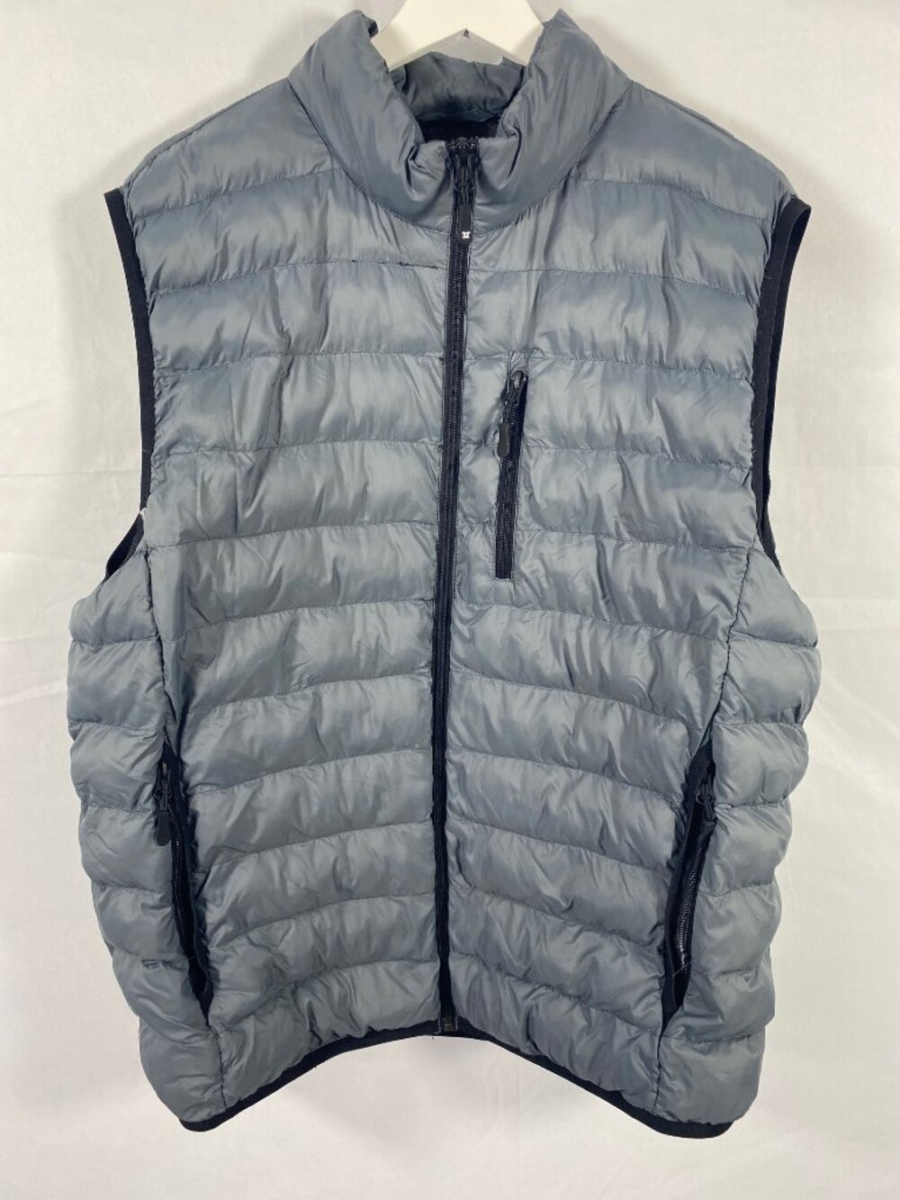 32 Degrees Heat Gray Puffer Vest Sz Large Full Zip Pockets Stand-Up Collar READ
